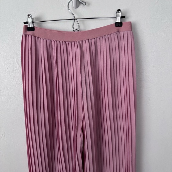NWT Matilda Jane Heart to Heart Curtain Call Barbie pink pleated pant Size Small - Picture 2 of 9